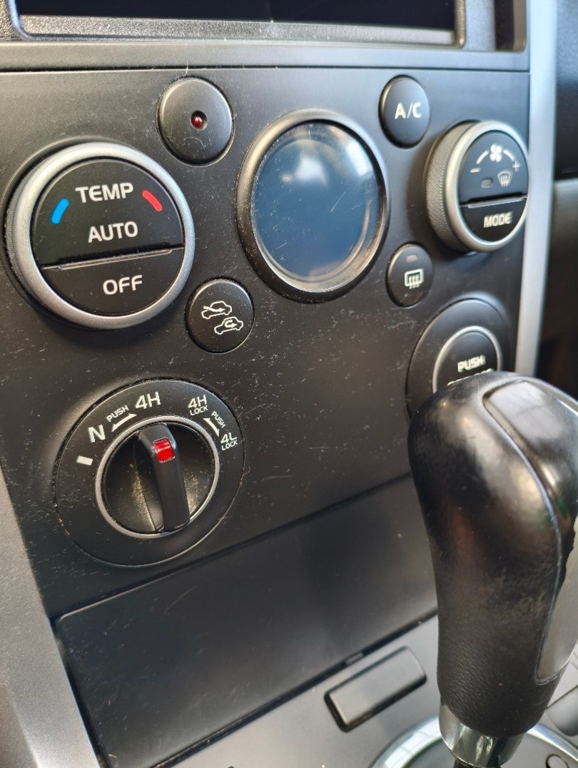 Suzuki Grand Vitara 2.4 benzin LPG 4x4 - 6