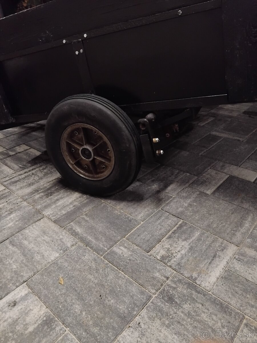 Prívesný vozík - 6