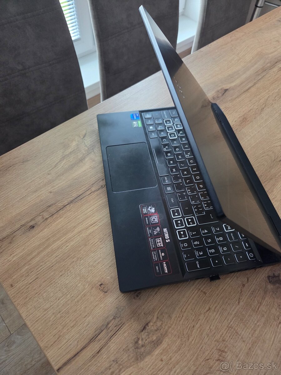 Acer Nitro 5 AN515-58 - 6