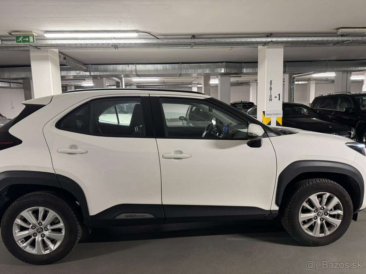 Toyota yaris cross - 6