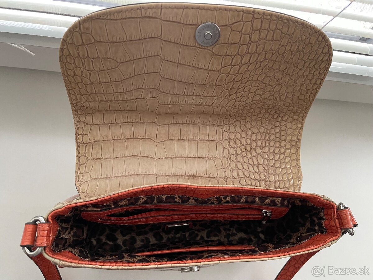 Crossbody kabelka GUESS - 6