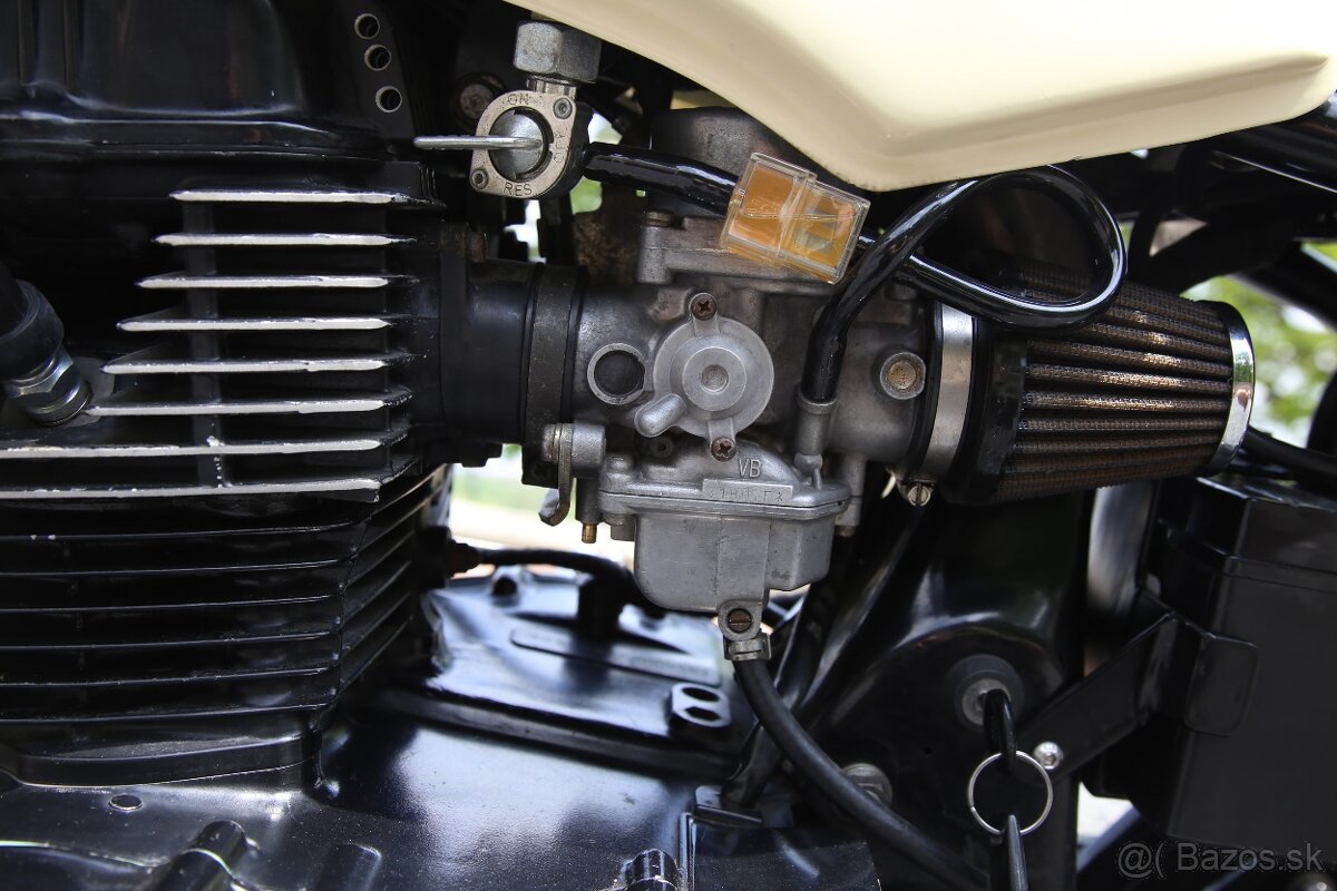 Honda CB 400 Cafe Racer - 6