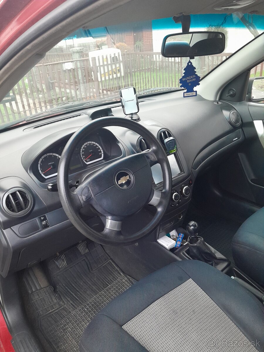 Chevrolet Aveo - 6