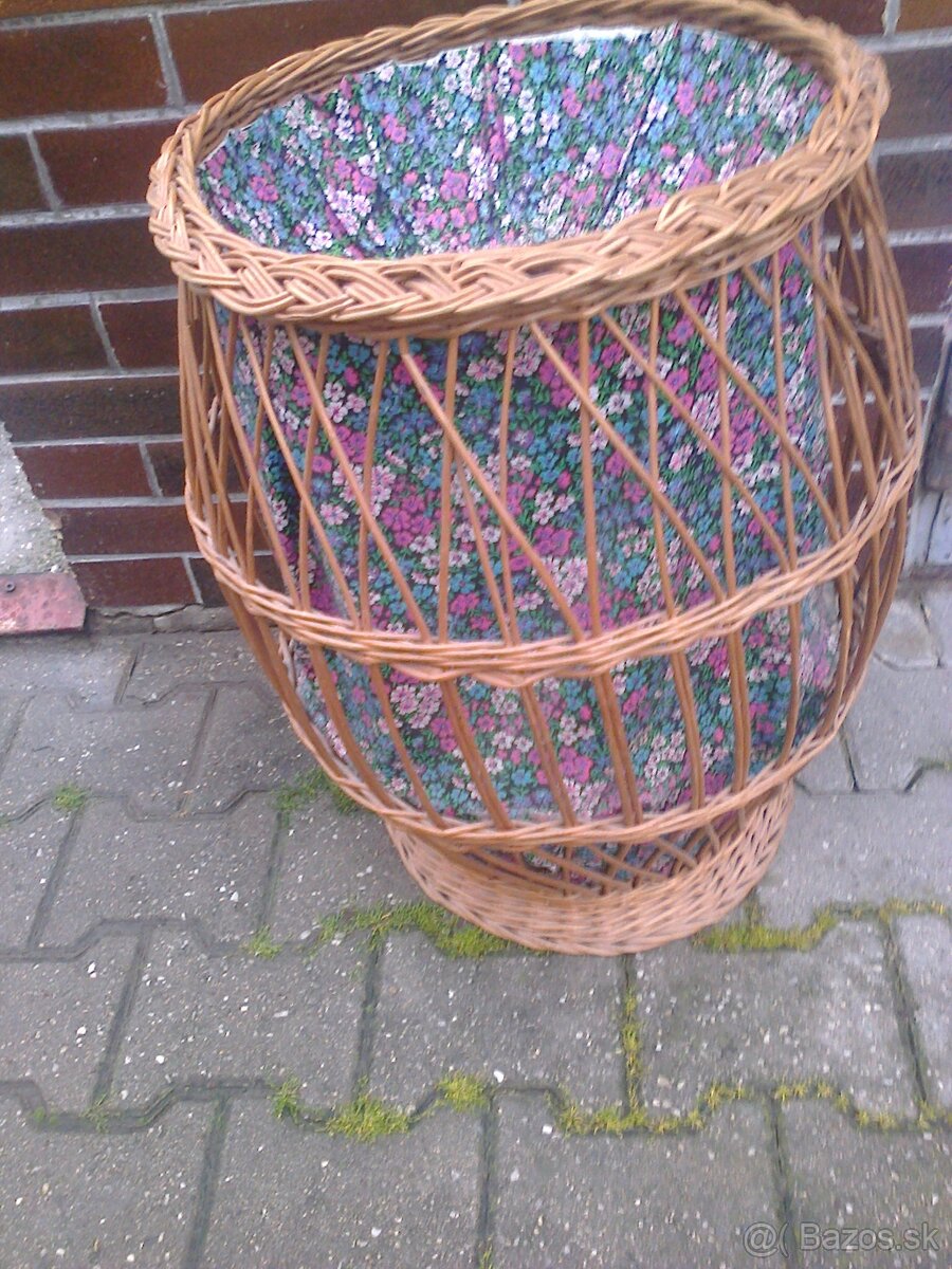 Demižony ,hasiaci prístroj , bandasky..... - 6