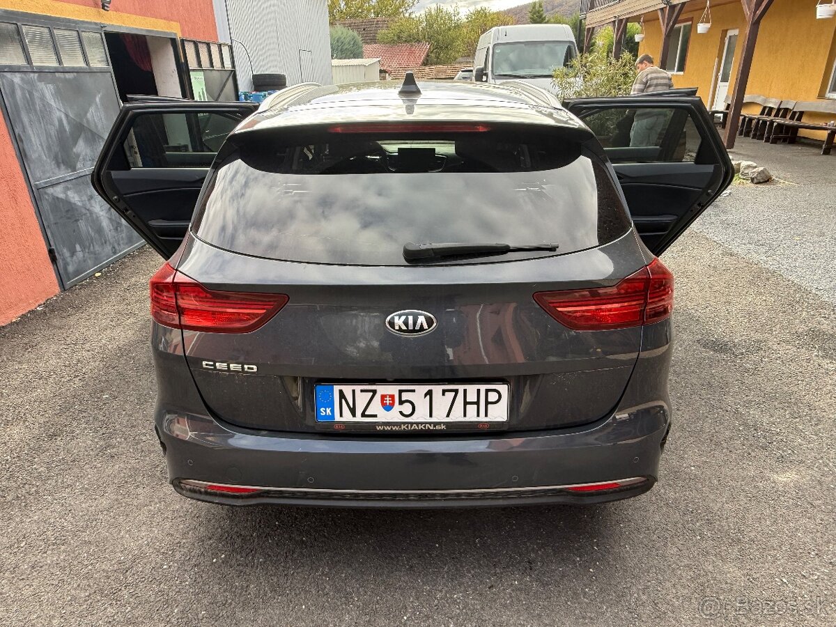 Kia ceed sw gold - 6