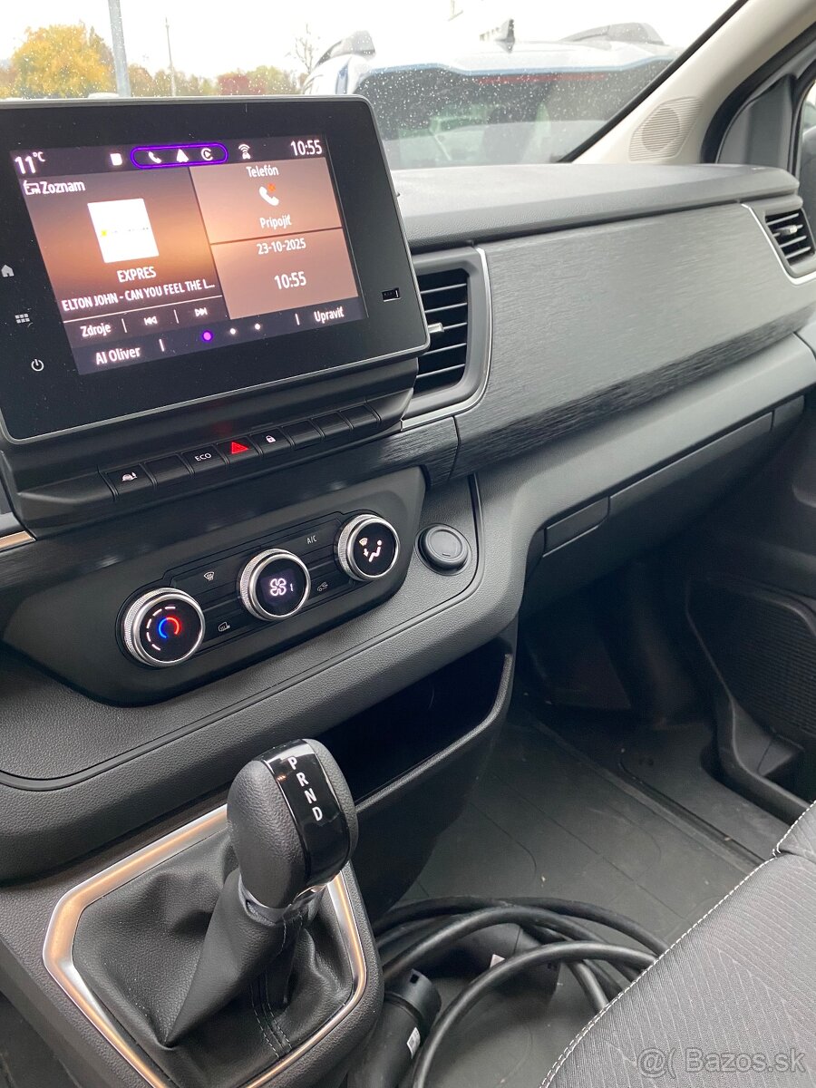 Renault Trafic E--Tech 100% elektrický L2H1 AC 22kW - 6