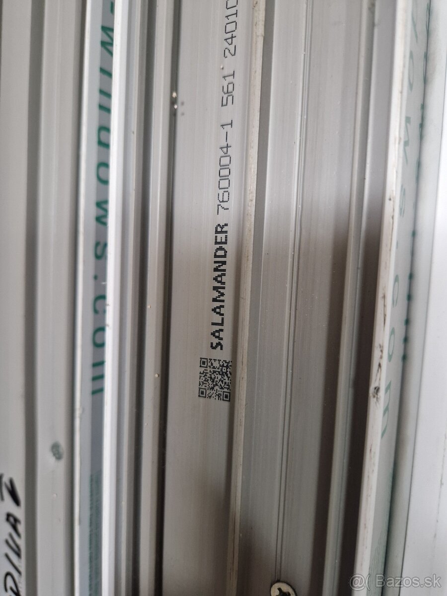 Plastové balkónové dvere Salamander 3sklo - 6