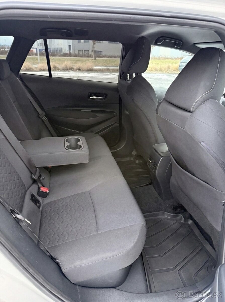 Toyota Corolla Combi 2.0 Hybrid Dynamic 2019 - 6