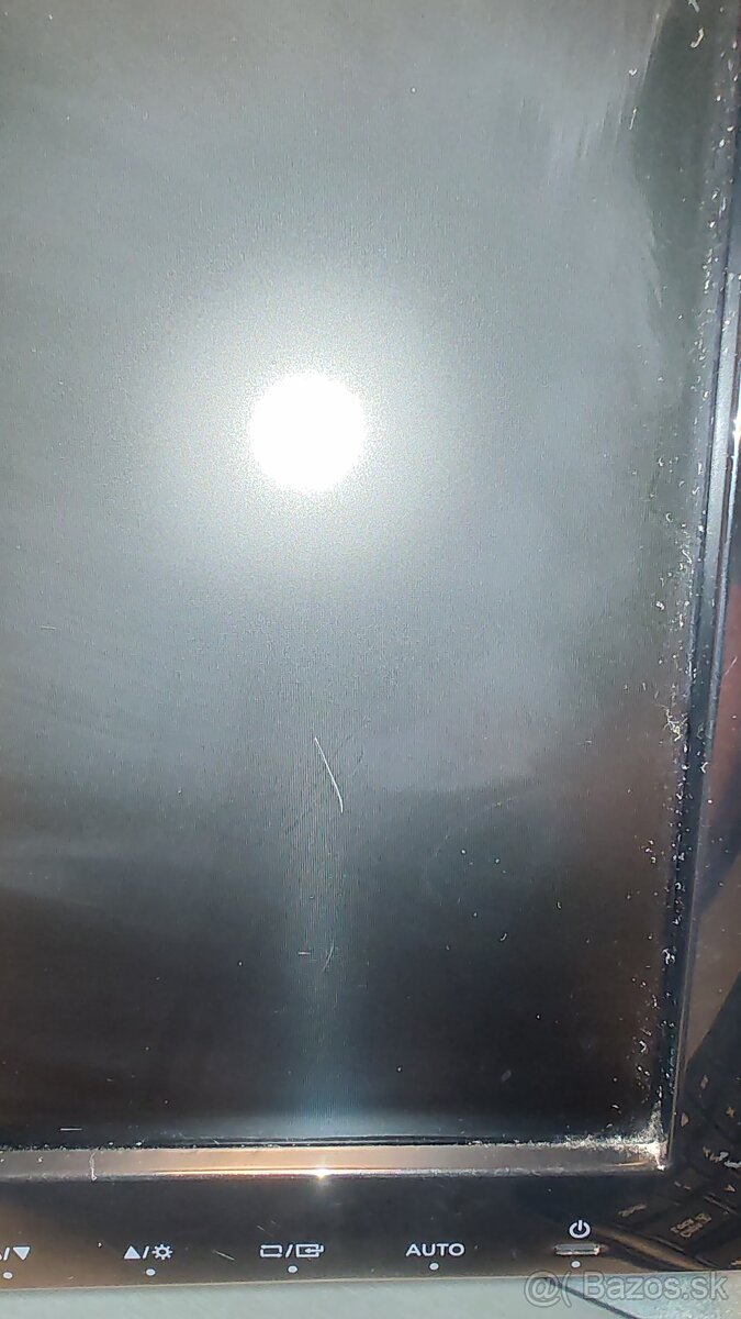 SAMSUNG S24D300H - 6