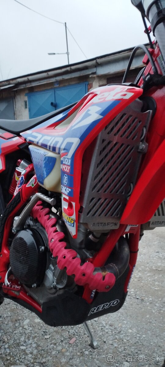 Beta RR 390 - 6