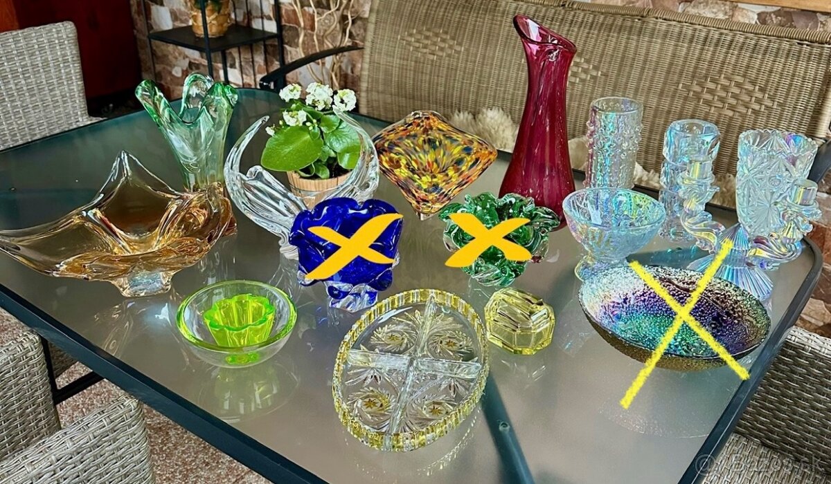 Karafi, sklenky, irisovane vázy - 6