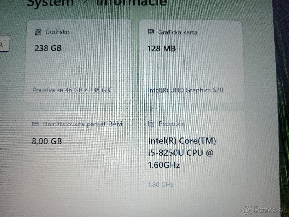 predám Lenovo V330 , Intel core i5 , 8gb ram , ssd - 6