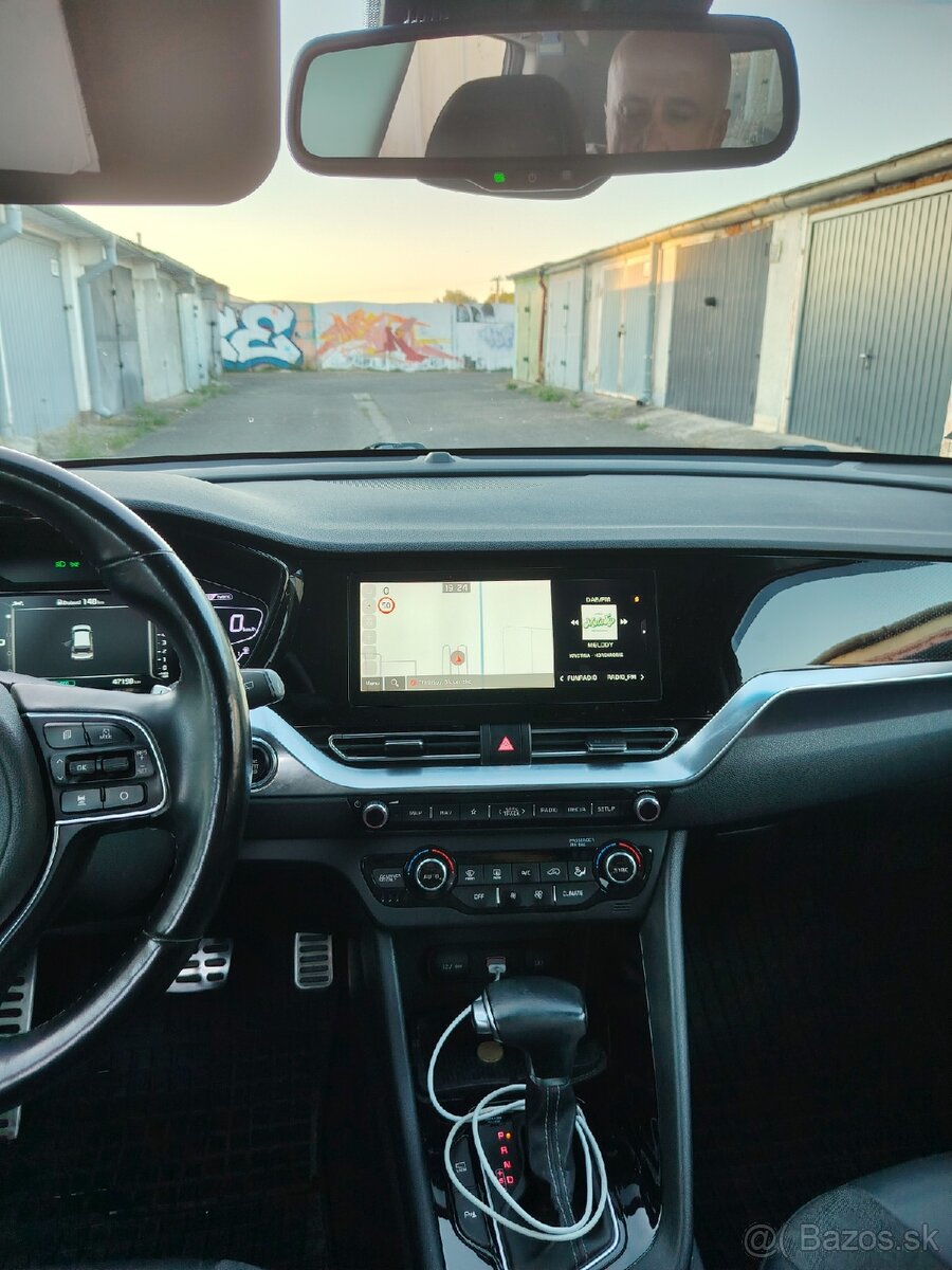 Kia Niro 1,6 hybrid - 6