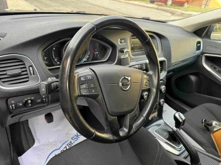 Volvo V40 2.0d 5/2018 88 kw diesel - 6
