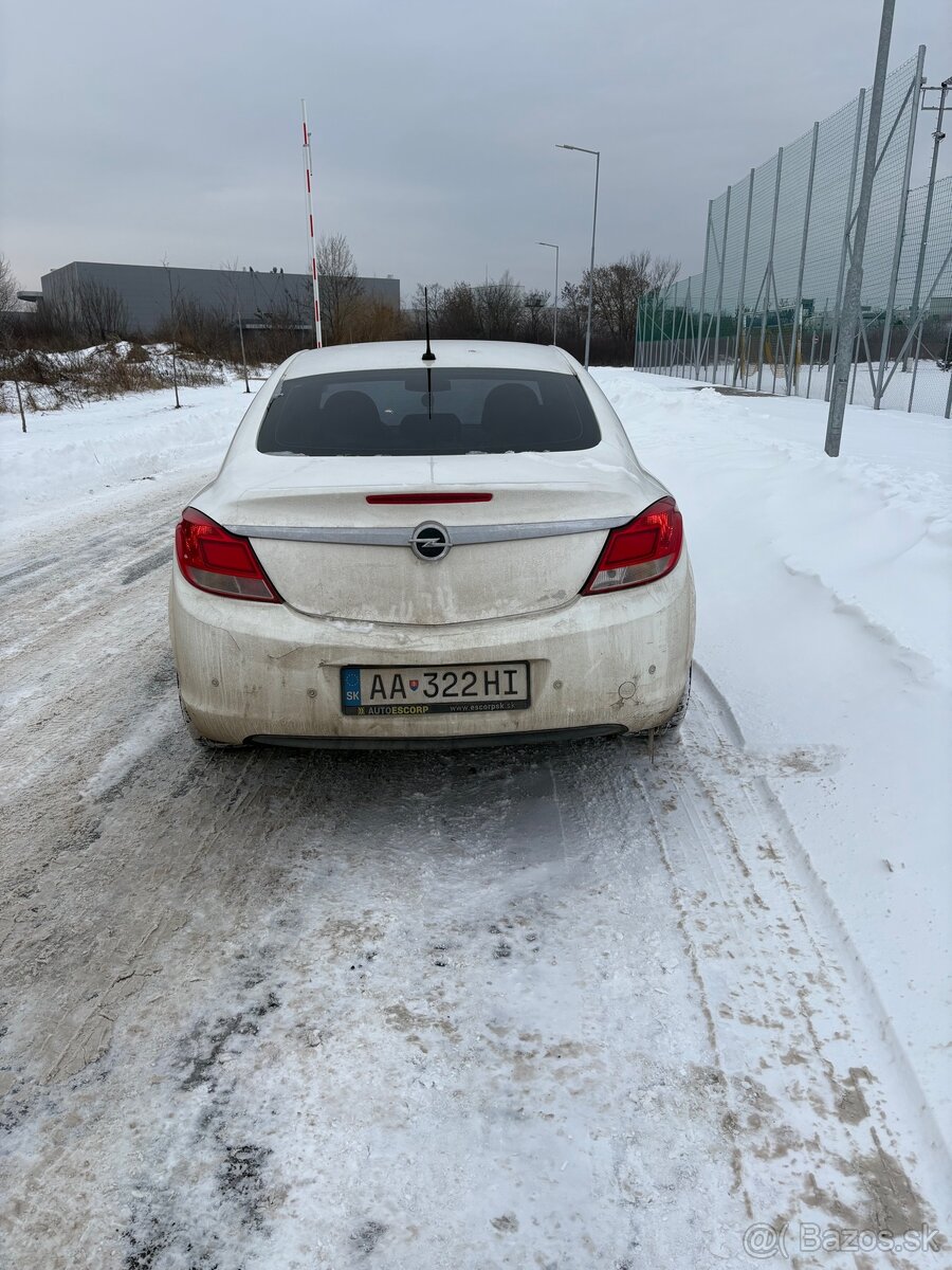 Predám Opel Insignia - 6