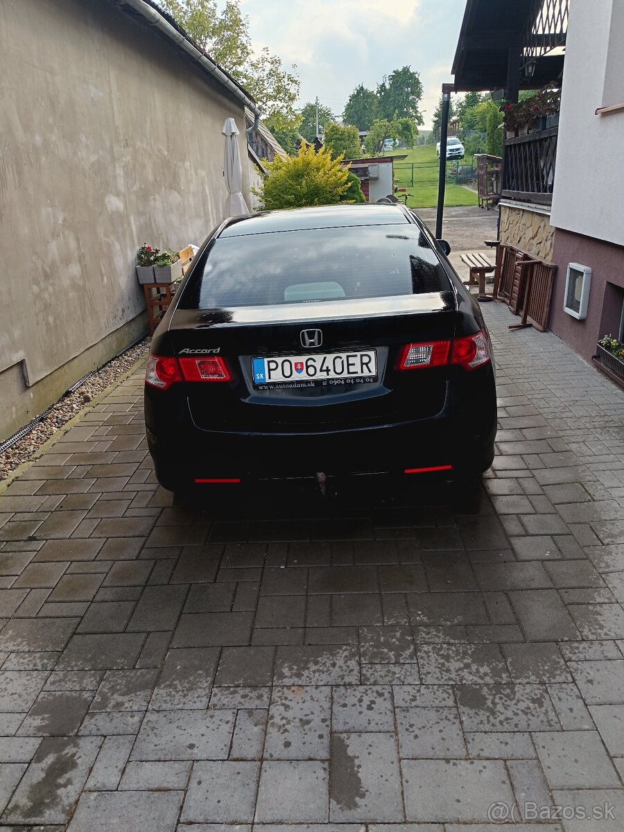 Predám hondu accord 2.2l - 6