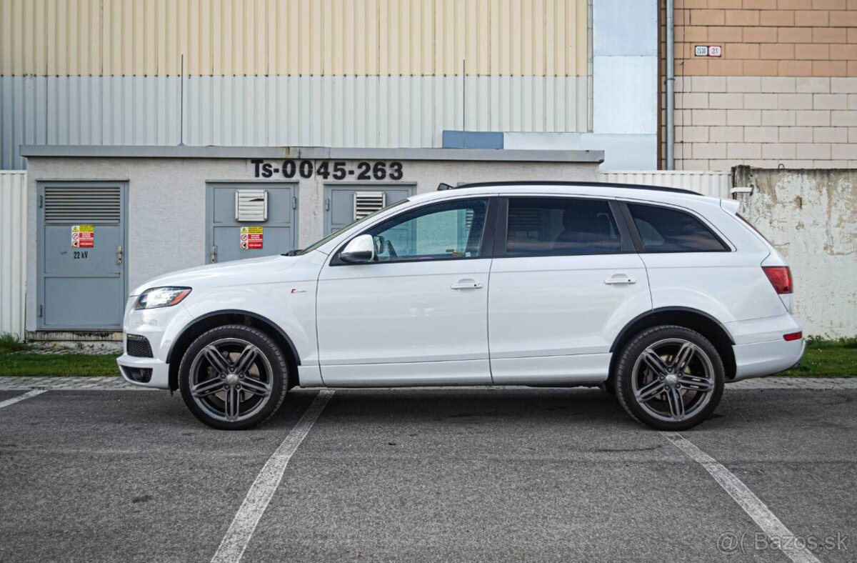 Audi Q7 3.0 Turbo Benzín Quattro 7Miest - 6