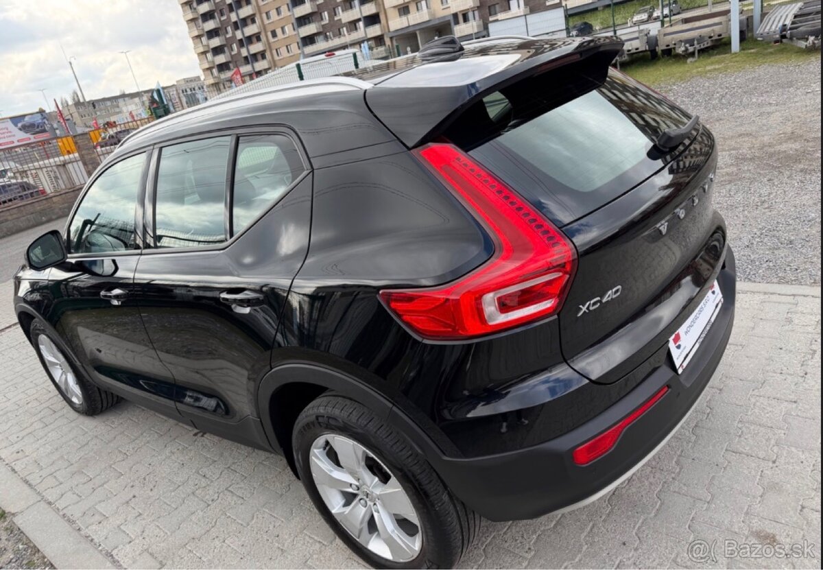Volvo XC40 B4 Momentum Pro AWD A/T - 6