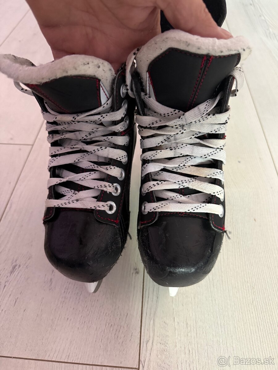 BAUER VAPOR VEĽKOSŤ DETSKÁ 31 - 6