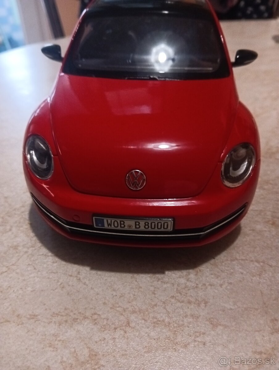 Predám Vw New Beetle 1:18 - 6