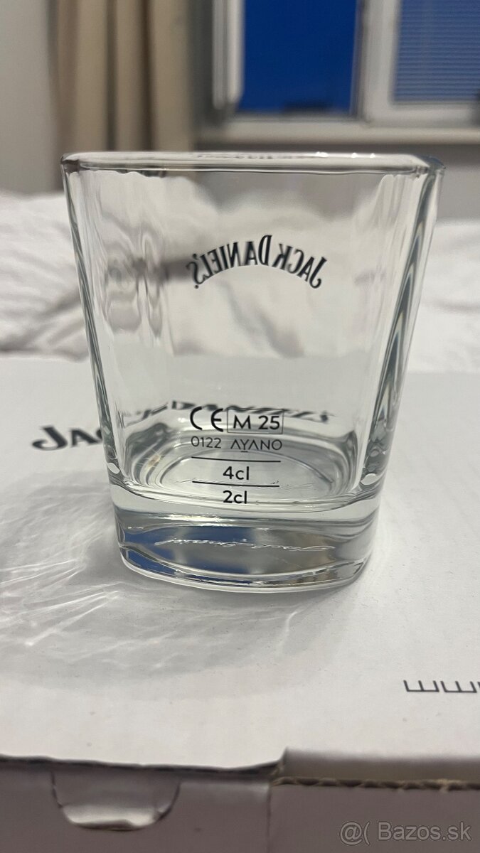 Predám set pohárov Jack Daniels - 6