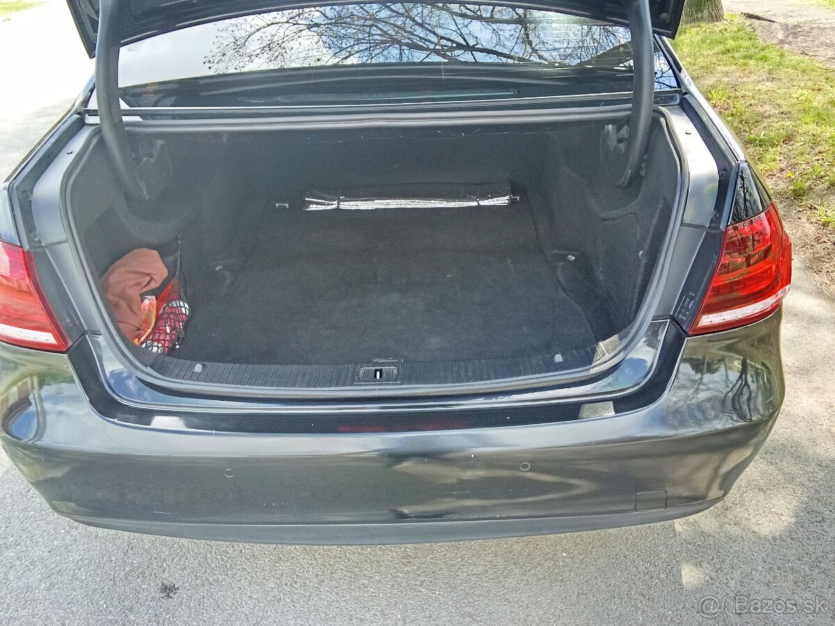 MERCEDES E 200 BLUE TEC - 6