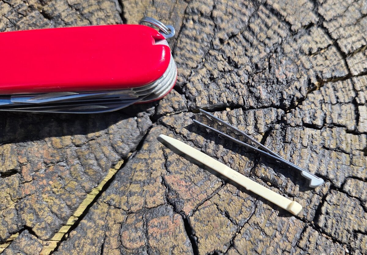 Victorinox Huntsman - 6