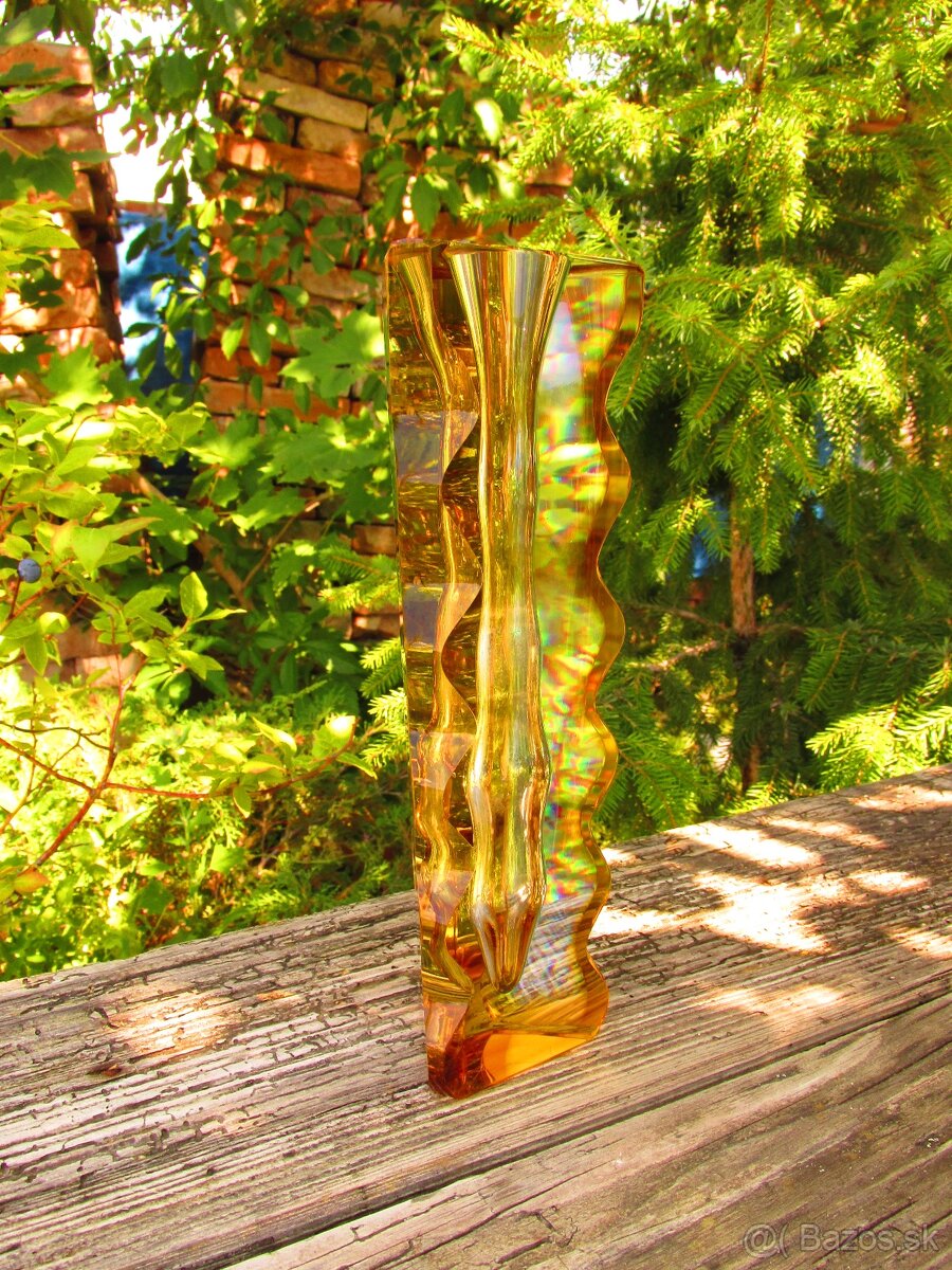 Stará zberateľská sklenená váza - Oldrich Lipský - 6