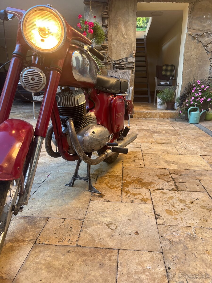 Predám Jawu 250 Panelka – krásna klasika v super stave - 6