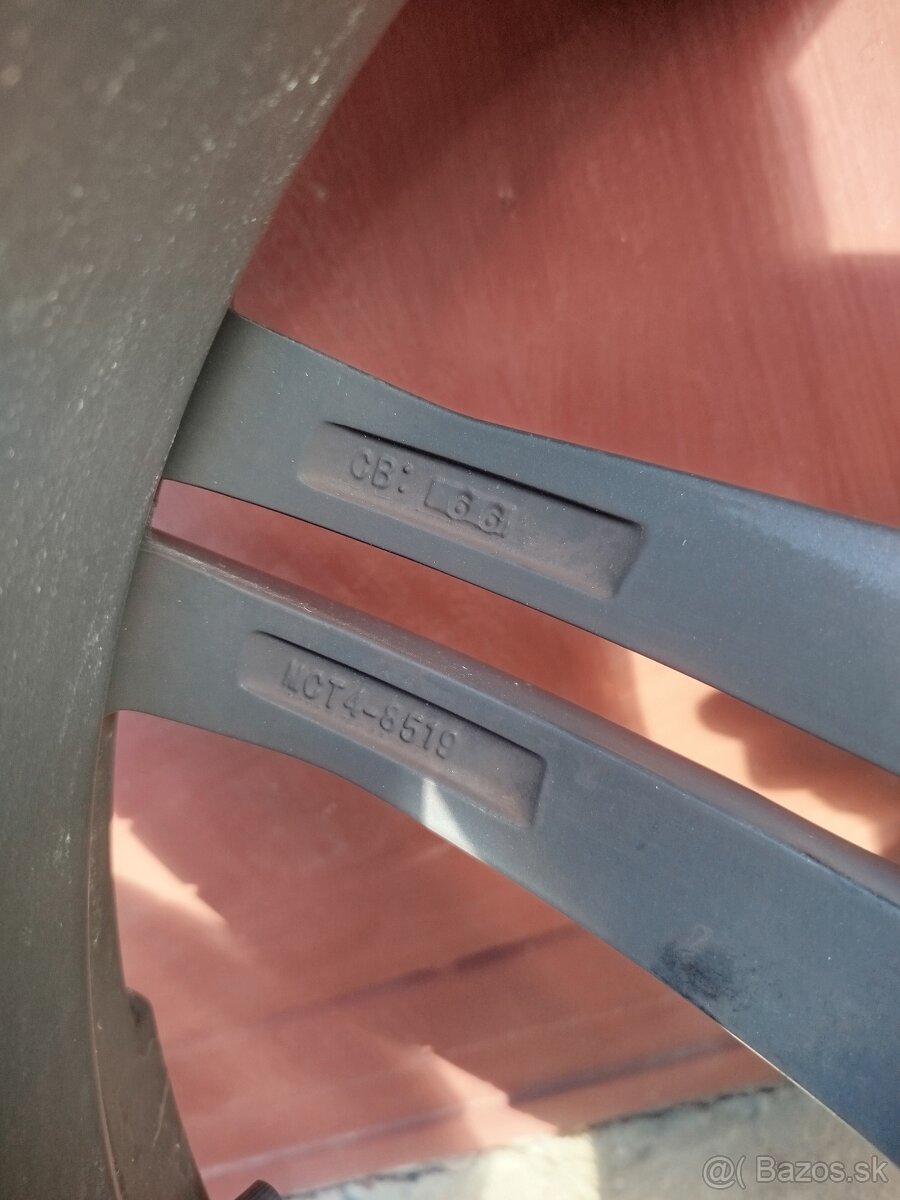 Elektróny Motec - 6