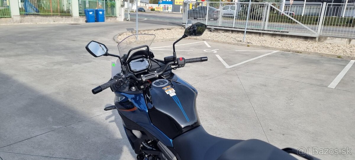 Kawasaki Versys 650 - 6