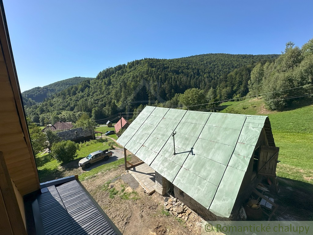 Kompletne zrekonštruovaná drevenička na polosamote pri Ján - 6