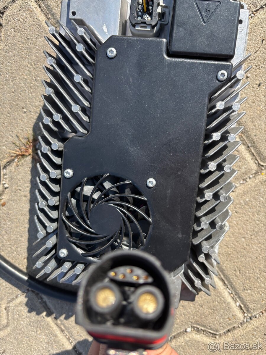 Profesionálna nabíjačka Delta-Q - 6