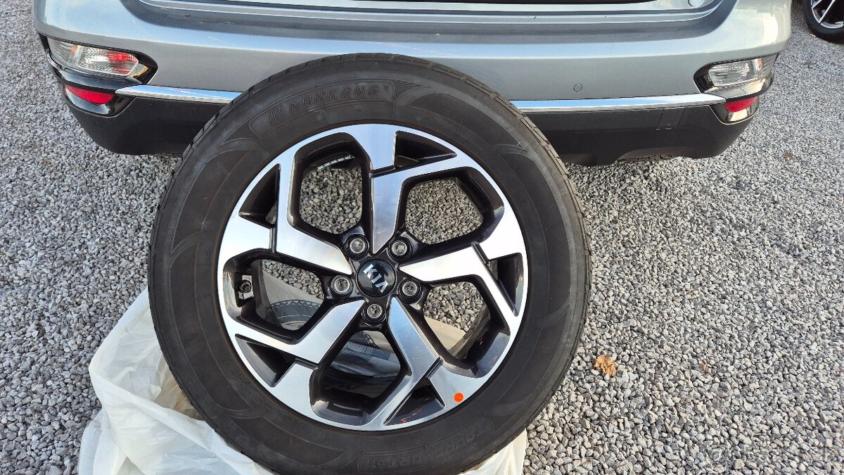 Kia Sportage 1.6 T-GDi Gold A/T SK 1 MAJITEL - 6