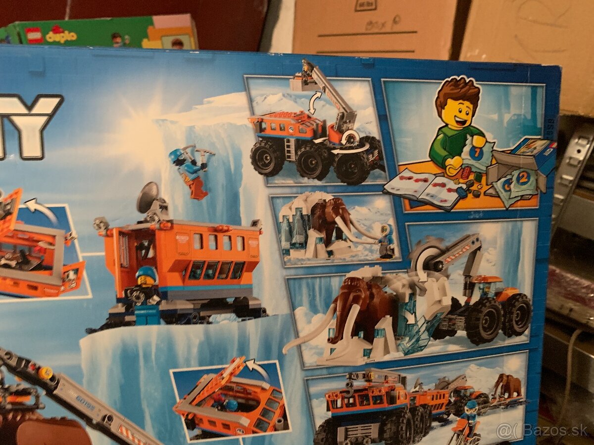 LEGO 60195 City Arctic Mobile Exploration Base - 6