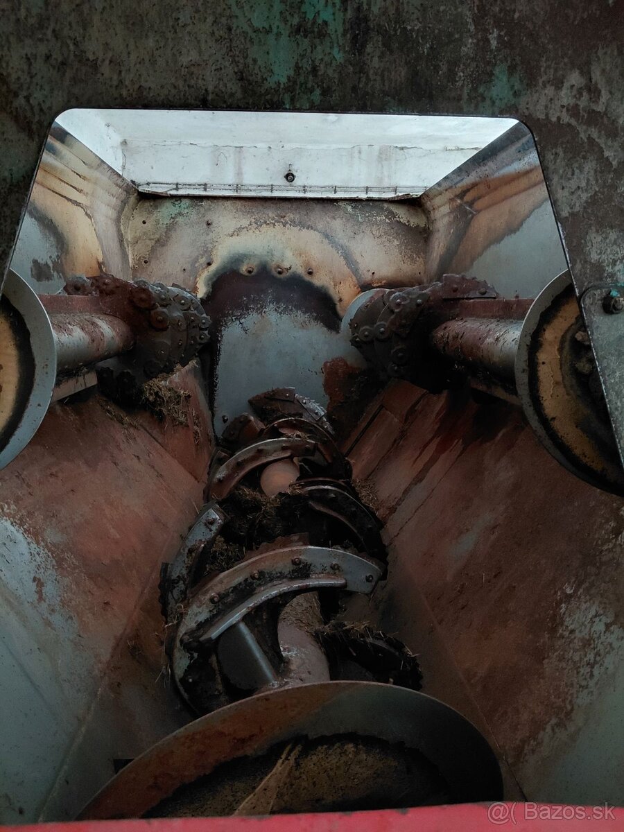 Krmny voz Fonatana DESILMIX 100/3 - 6