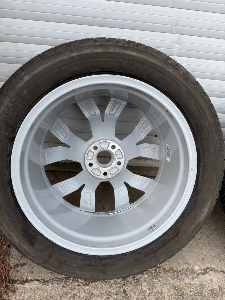 VW touareg 3 letná sada R20 - 6