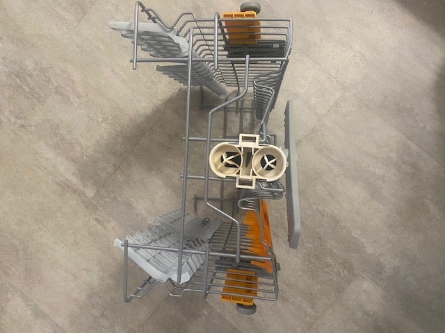 Vysúvateľný kôš na taniere Elektrolux - 6