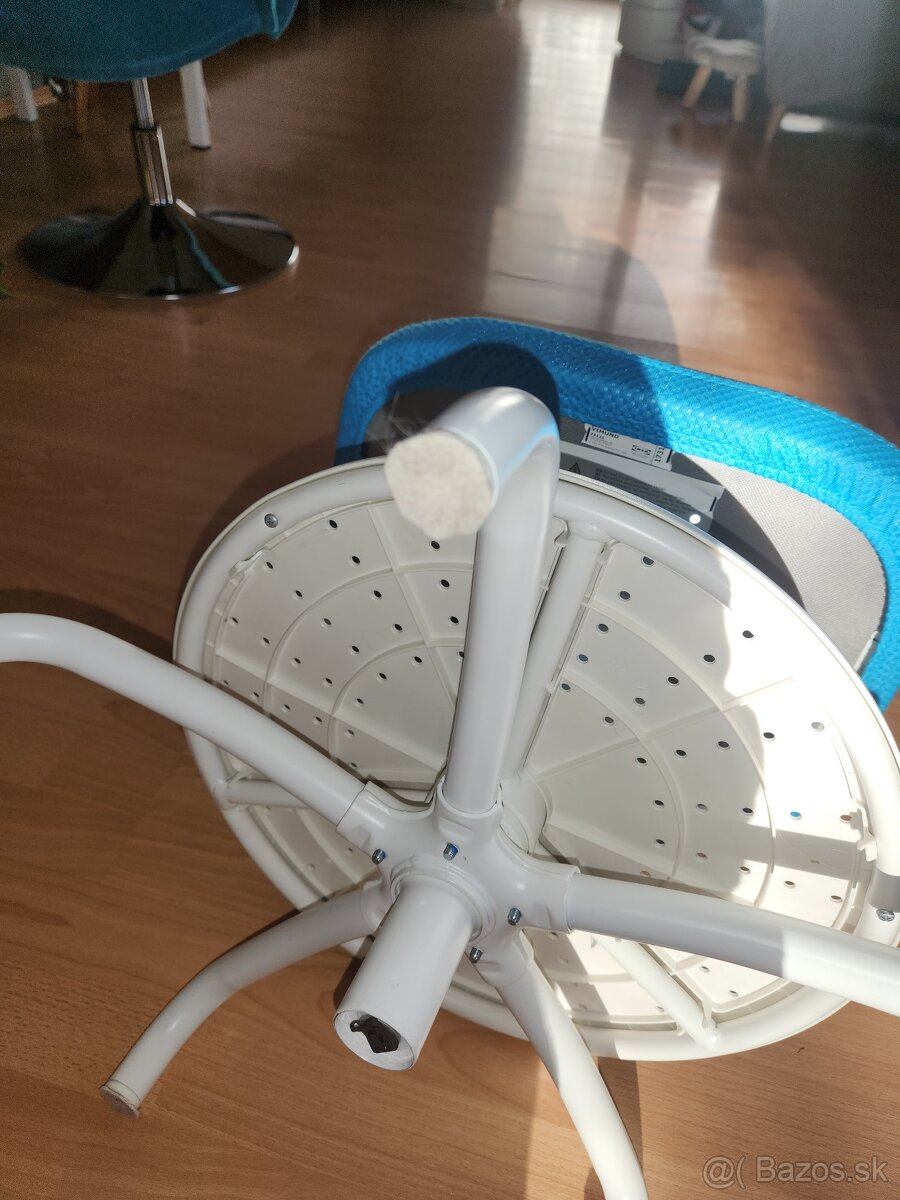 Anatomicka stolička - 6