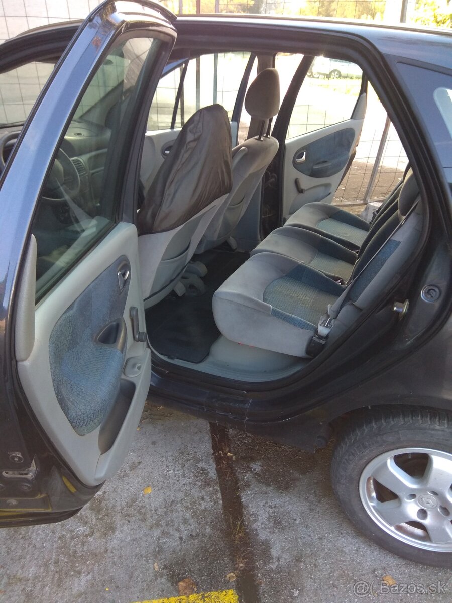 Renault megane scenic - 6