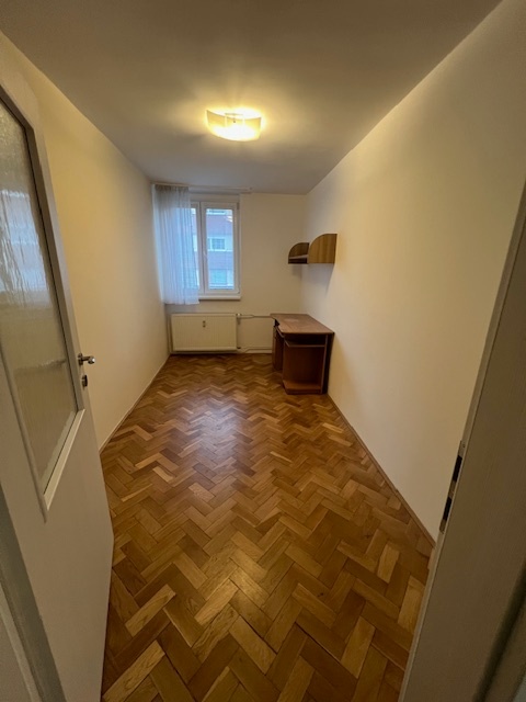 Zrekonštruovaný 3 izb. byt, MEDENÁ ul. - 6