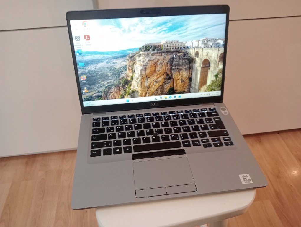 predám Dell Latitude 5410 , Intel core i5 , ssd , 32gb ram - 6