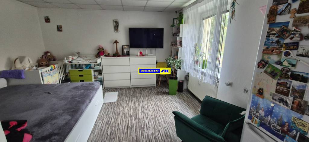 REZERVOVANÉ jednoizbový zrekonštruovaný byt v širšom centre - 6