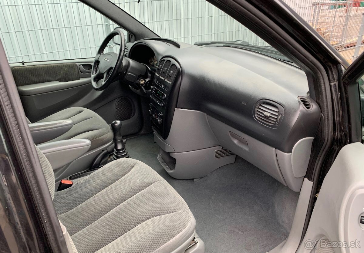 rozpredám: Chrysler Voyager 2.8 Crd, 2.5 Crd, Automat, 7M - 6