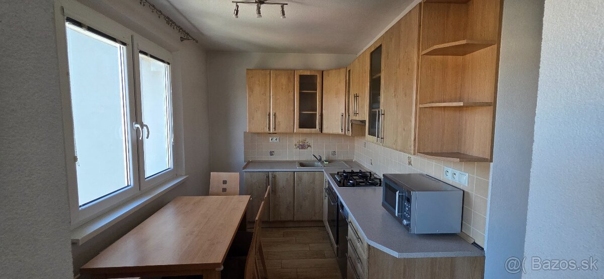 Prenájom - 3-izbový byt - Hriňová - Lúčna ulica - 6