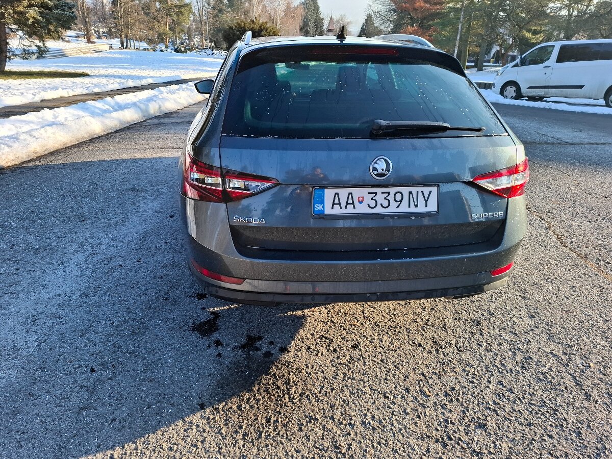 Škoda Superb 2018 - 6