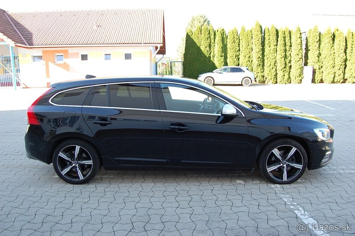 Volvo V60 D3 150PS AT6 R-DESING - 6
