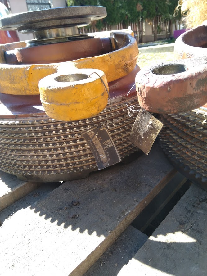 smerová spojka pre buldozér T-130/T-170 - 6