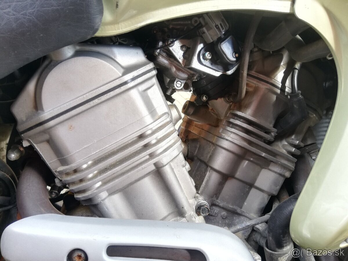 Honda XL650V TRANSALP 650 - 6