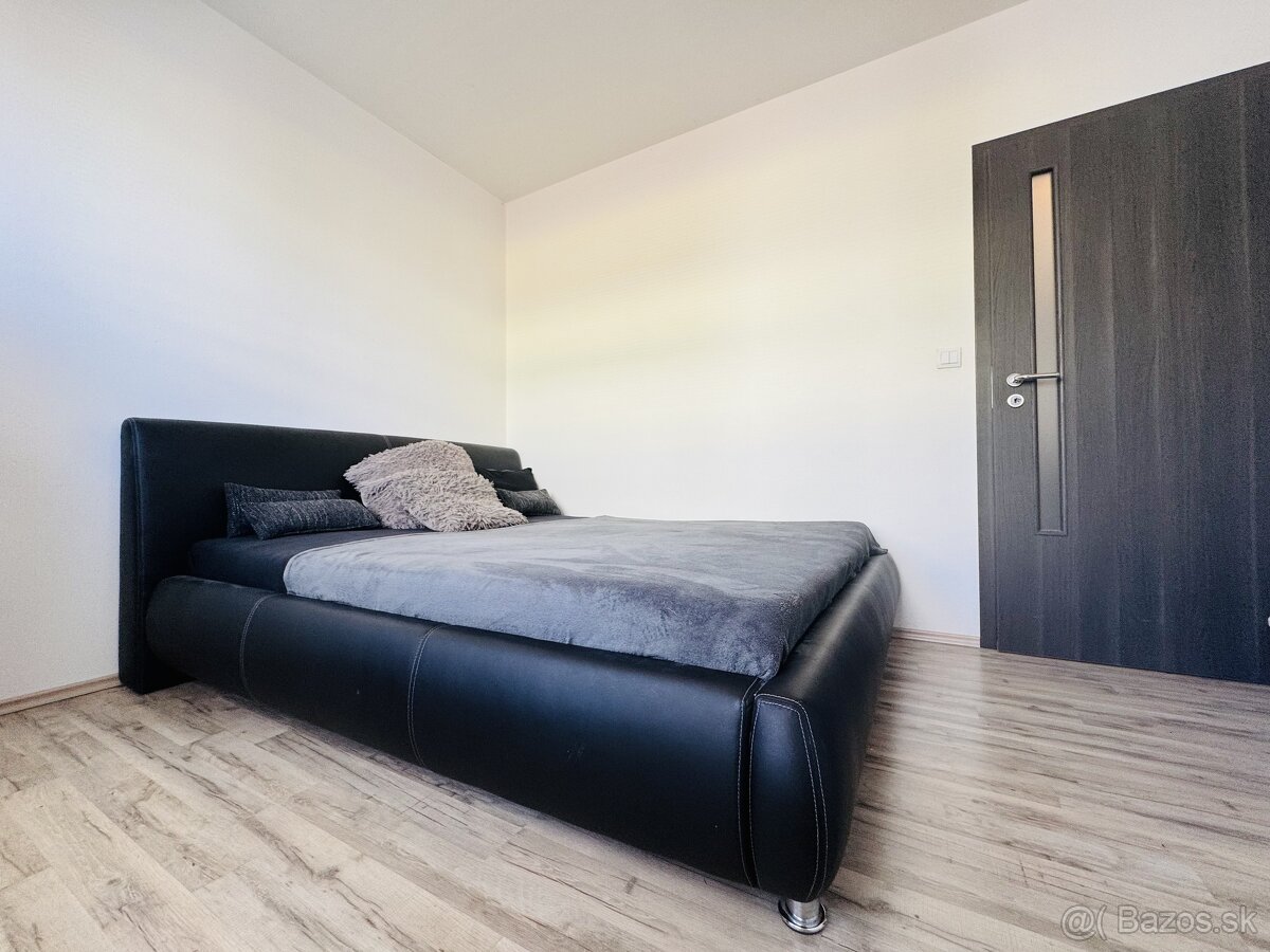 Na predaj: priestranný 3-izbový byt s terasou v obľúbene - 6